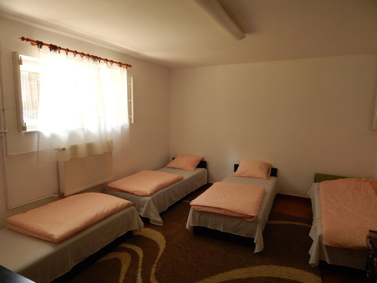 Hostel Madeira Gdańsk Eksteriør bilde
